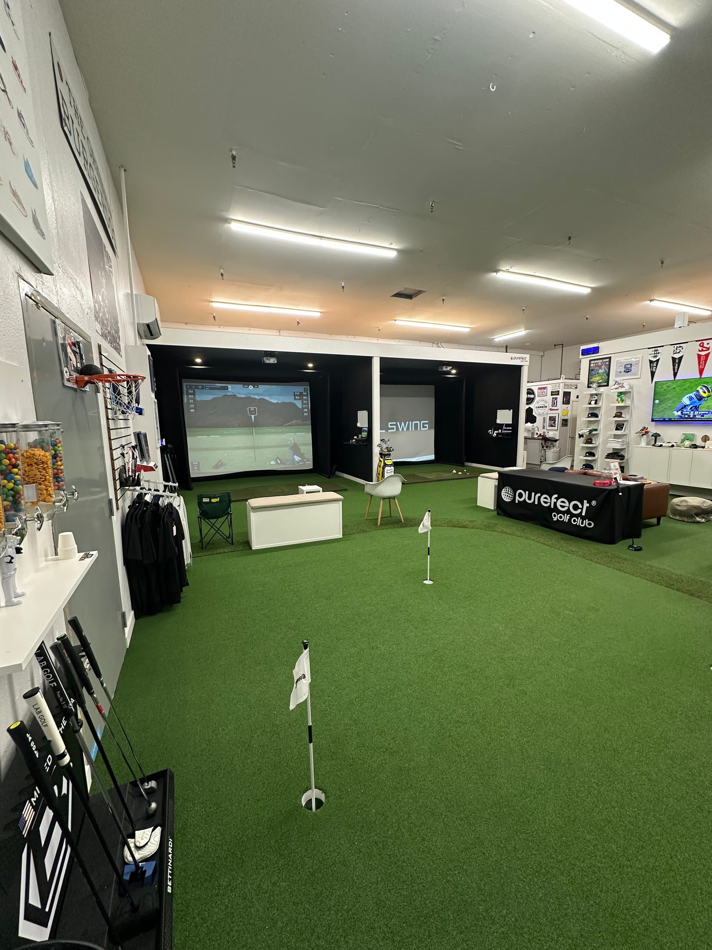 Foresight Falcon simulator at Purefect Golf Club